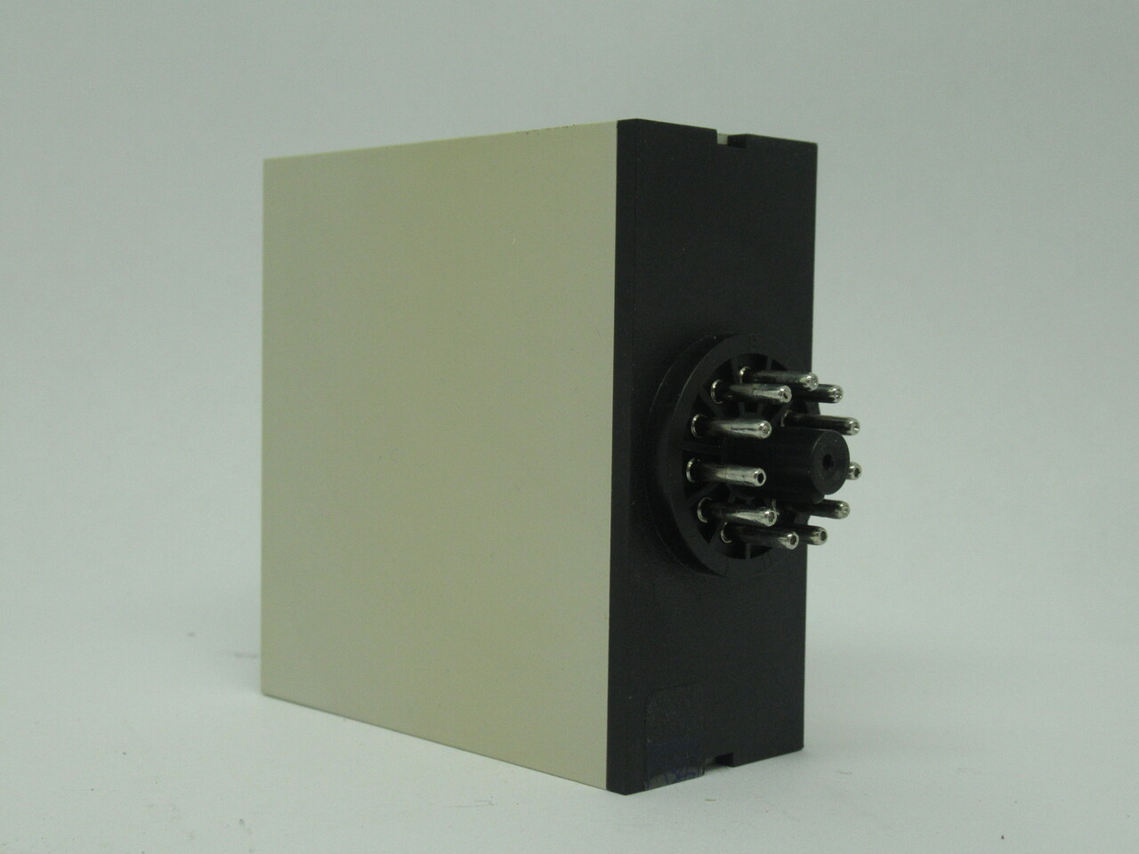 Electromatic SV210220 S-System Dual Level Relay 220VAC 25kOhm 45-65Hz NOP