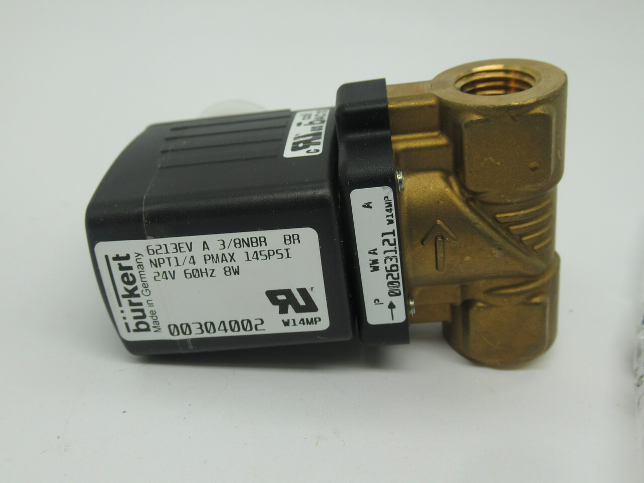 Burkert 00304002 Solenoid Valve 1/4" NPT 145Psi 24V 60Hz 8W NEW