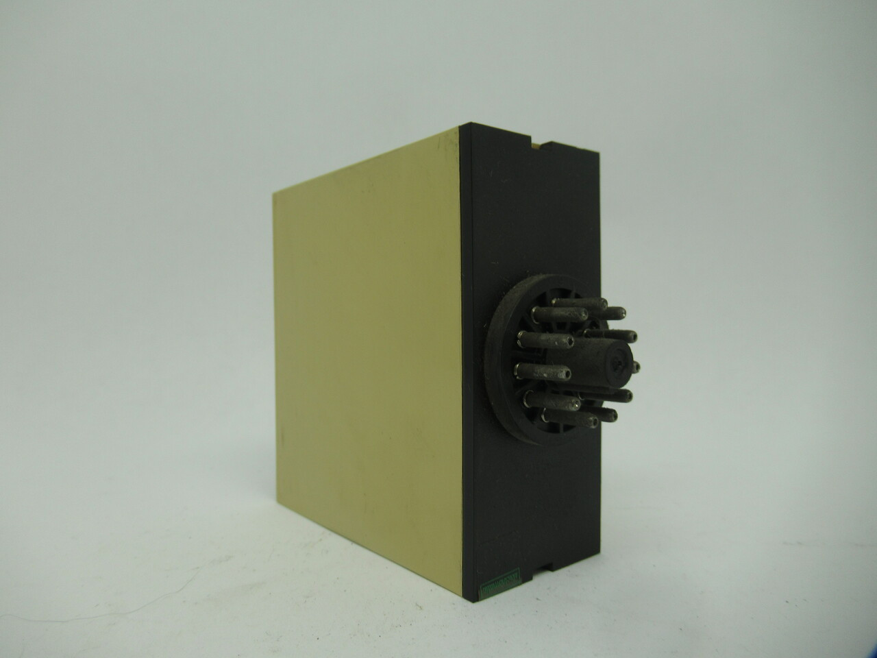 Electromatic SV220120 Dual Level Relay 25kOhm 120VAC 45-65Hz USED