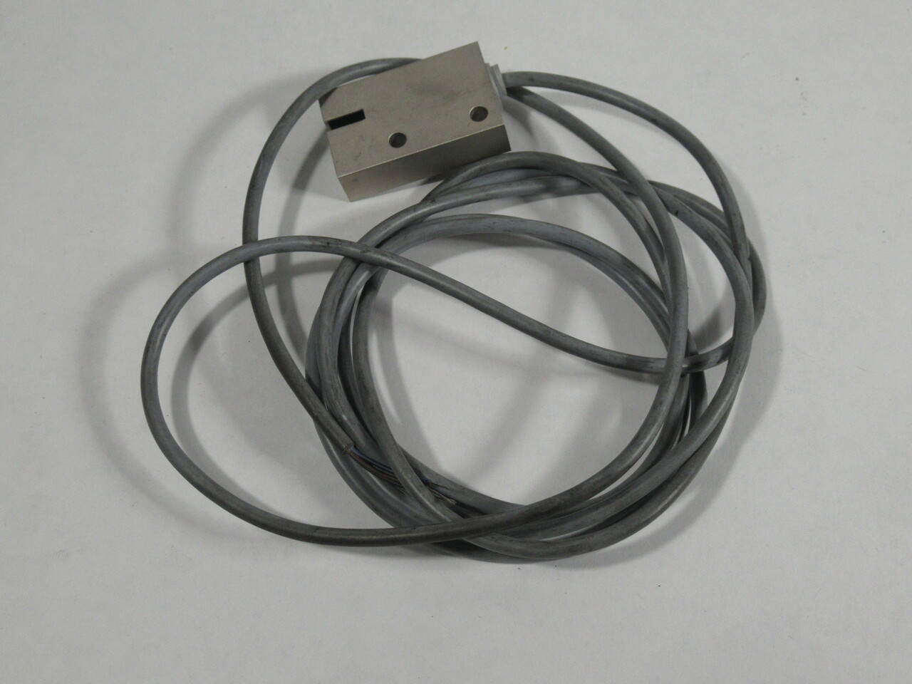 Baumer FEG-12.24.35 Fork and Angle Sensor 4.5-30VDC 24mA USED