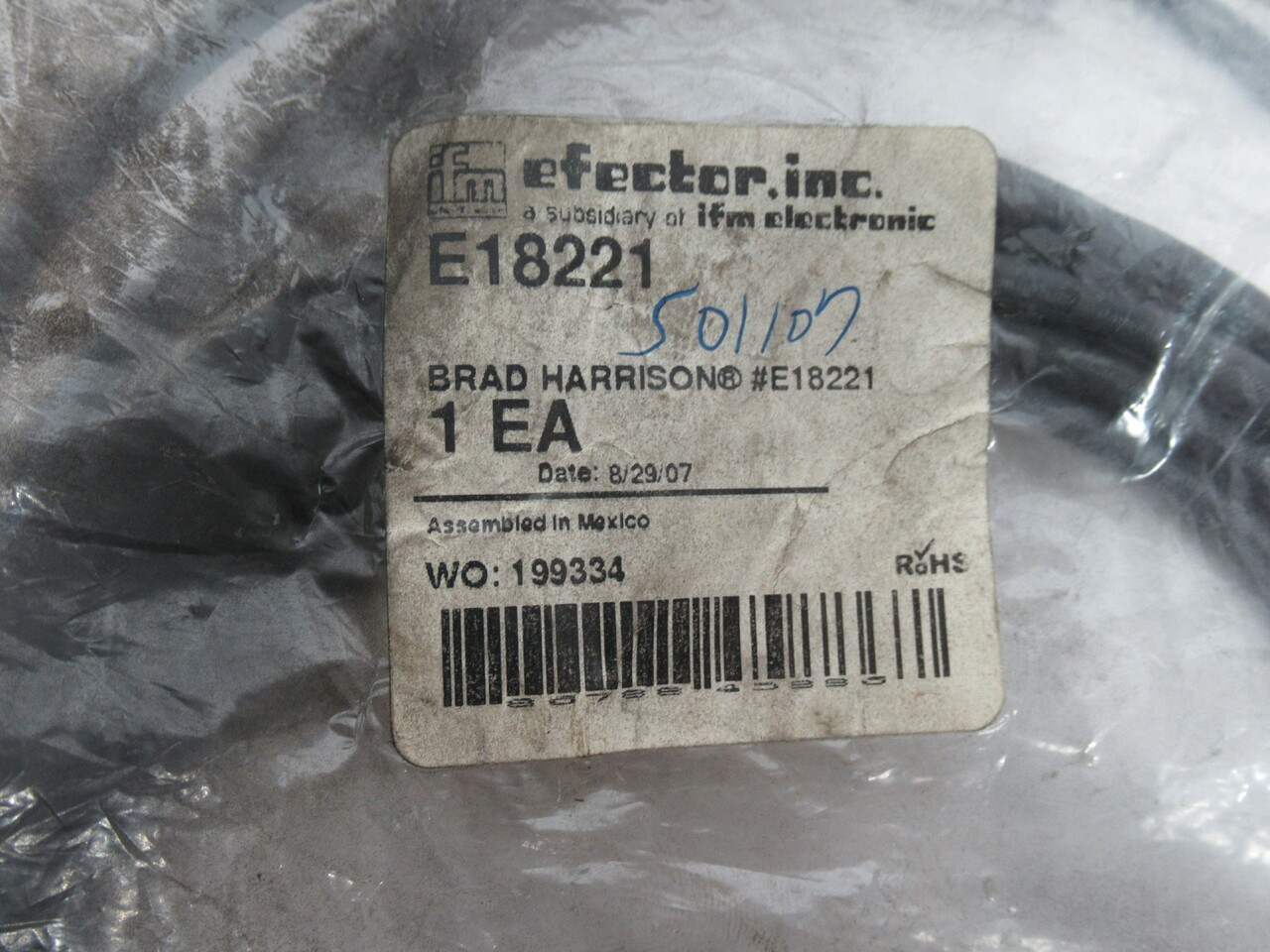 IFM Efector E18221 3-Wire Straight Pico Connector 60VAC/75VDC *STAINED BAG* NWB