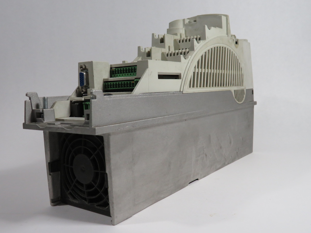 Emerson Control Techniques SP1405 Unidrive 5HP 3Ph SHELF WEAR/NO KEYPAD USED