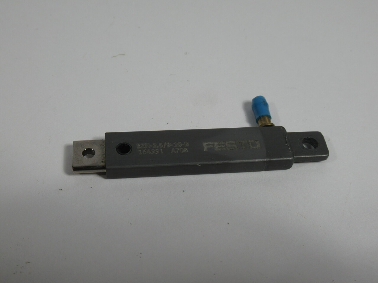 Festo 164991 EZH-2.5/9-10-B Flat Cylinder 10mm Stroke 6mm Piston USED