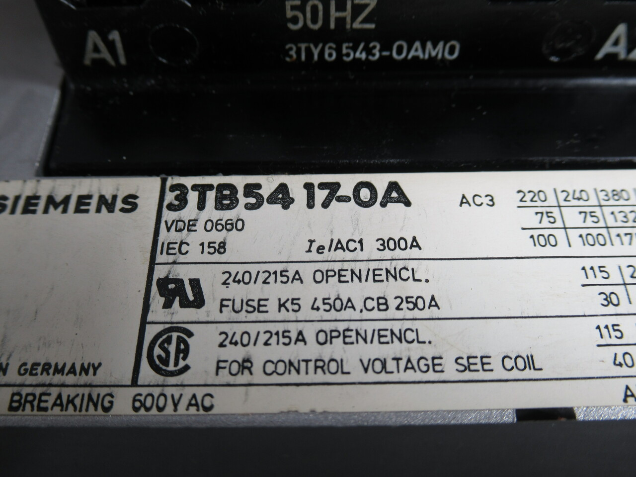 Siemens 3TB5417-0A Custom Coil Contactor 300A 3P 264V@60Hz 220V@50Hz NOP