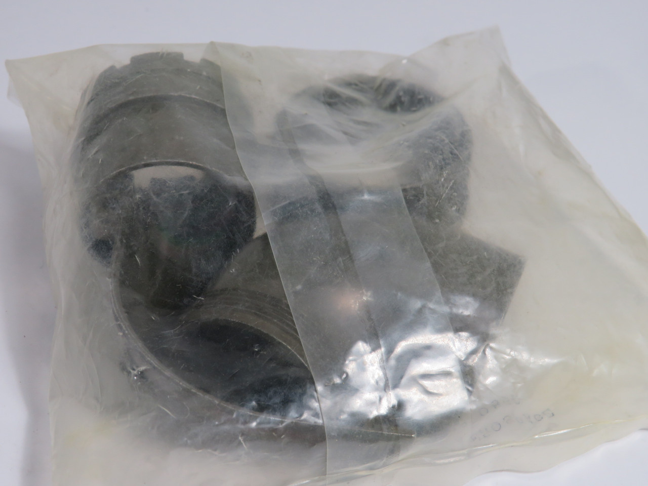 Amphenol 97-3108B-28 Angle Plug Connector Shell Size 28 NWB