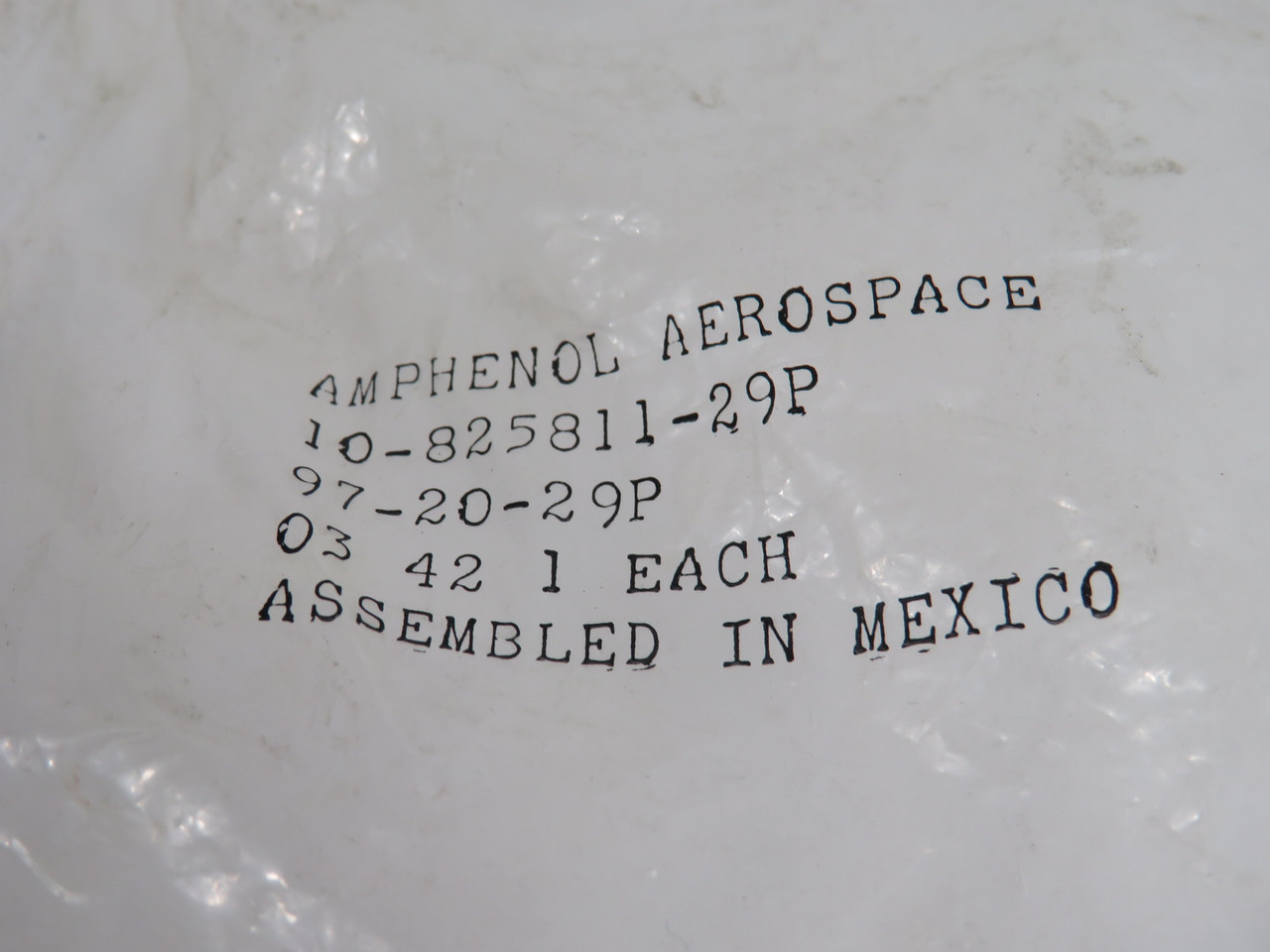Amphenol 97-20-29P 17 Pin Male Circular Connector Insert NWB