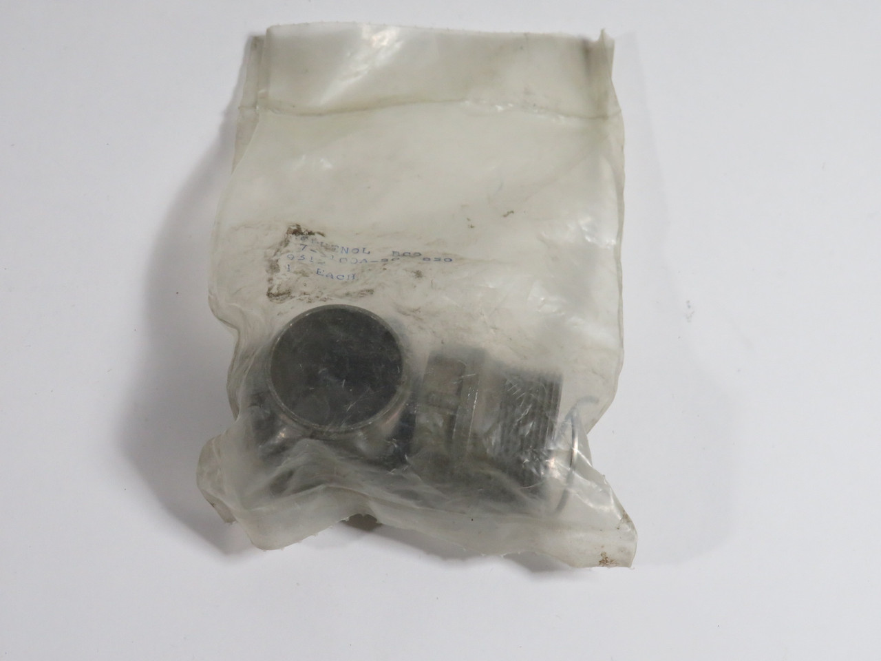 Amphenol 97-3100A-20 Wall Receptacle Shell Size 20 NWB