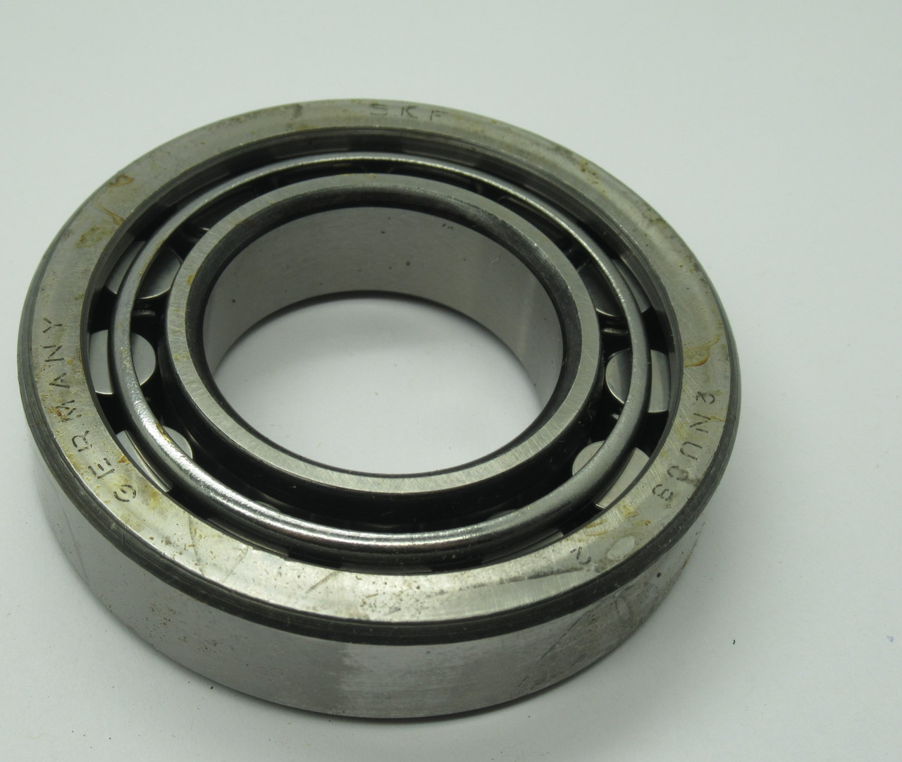 SKF NU208 Roller Bearing 1.5748" Bore 3.1496" Outer Diameter *Damaged Box* NEW