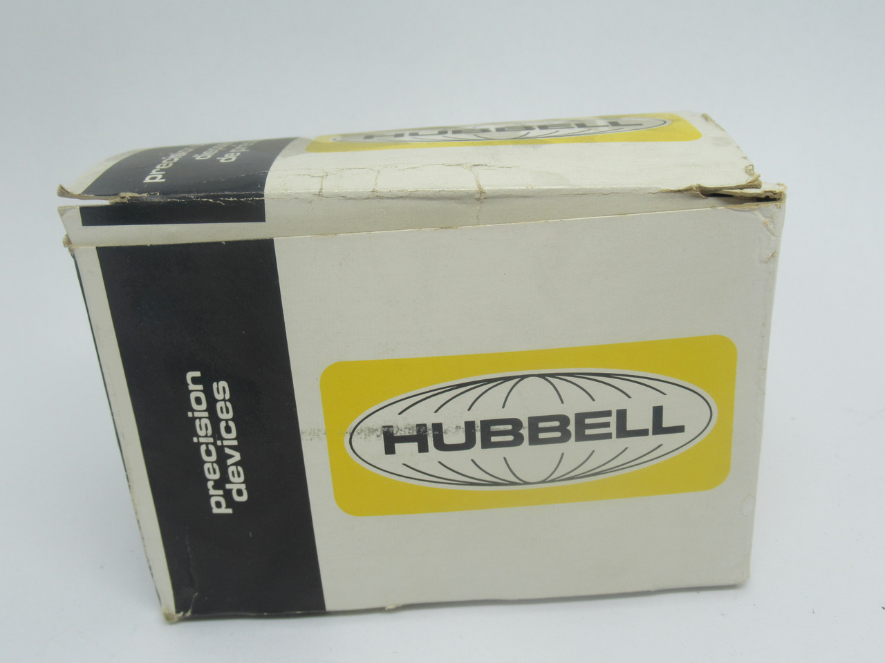 Hubbell SC3092 Receptacle Floor Box 15Amp 125 VAC NEW