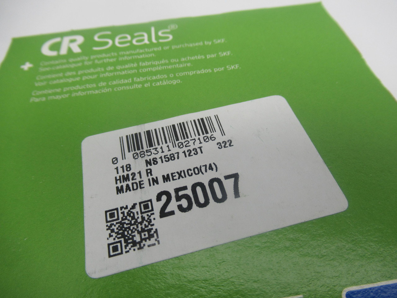 SKF 25007 Single Lip Grease Seal 2.500" Shaft 3.500" OD 0.250" Width NEW