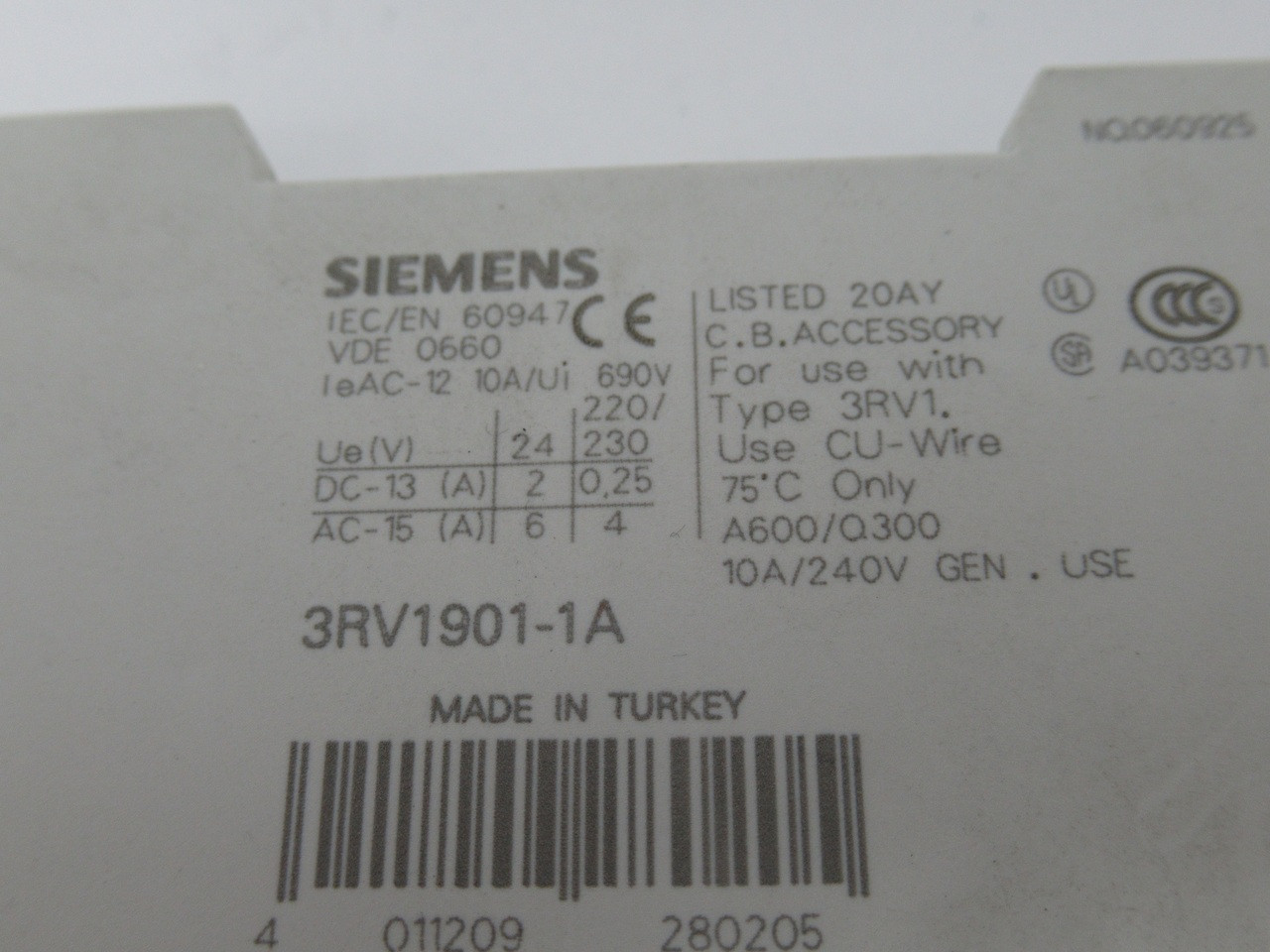 Siemens 3RV1901-1A Auxiliary Contact Block 10A 250V 1NO 1NC USED