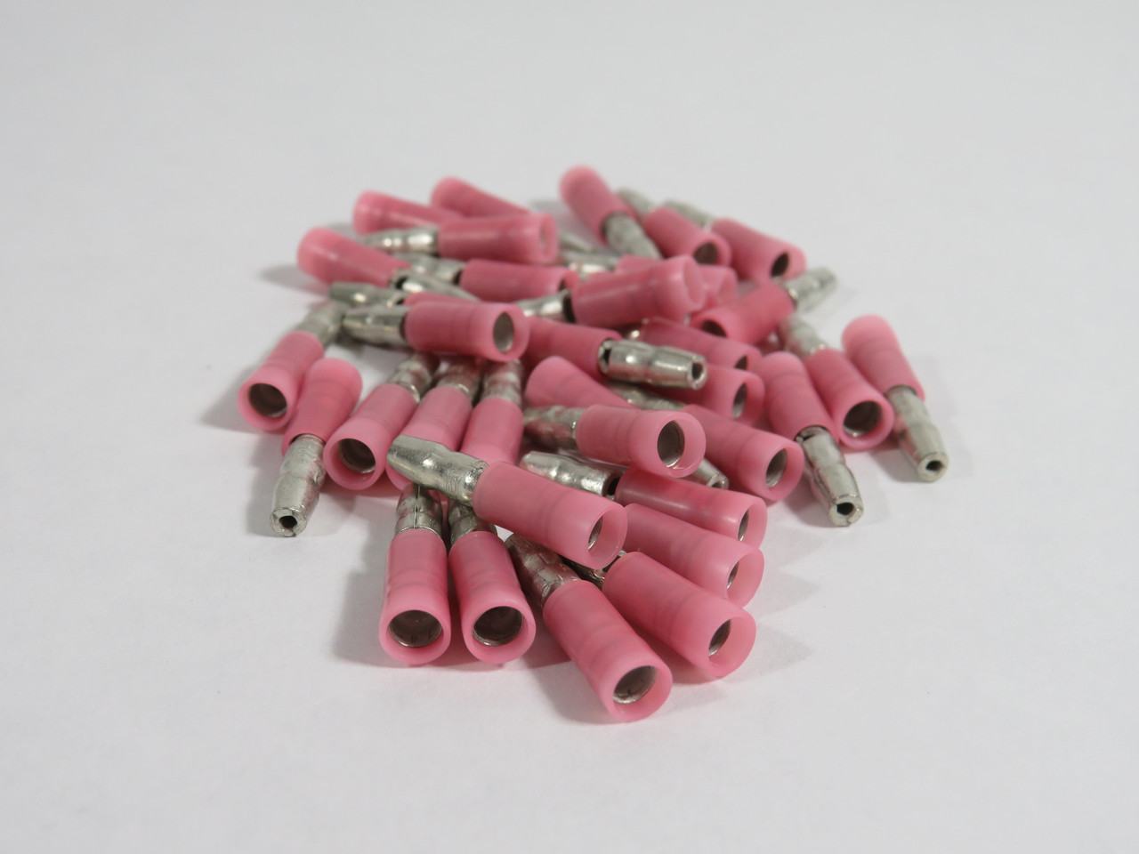 Molex Insulated Snap Plug Terminal 22-18AWG 22.43mm Length Lot of 35 NOP