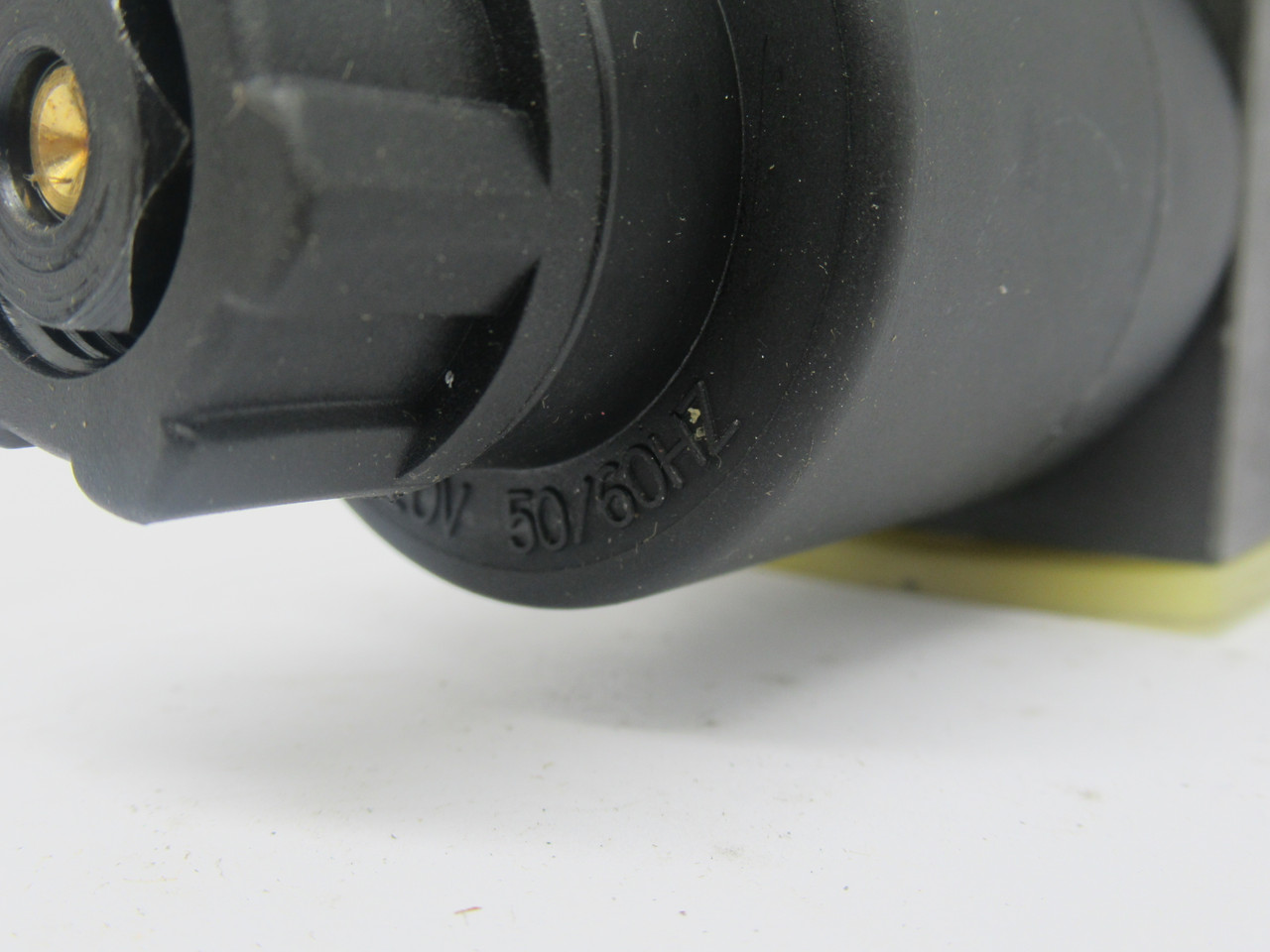 Dofluid DFB-02-2B2-A120-35-6E Directional Control Valve 120VAC 50/60Hz MOD’D NOP