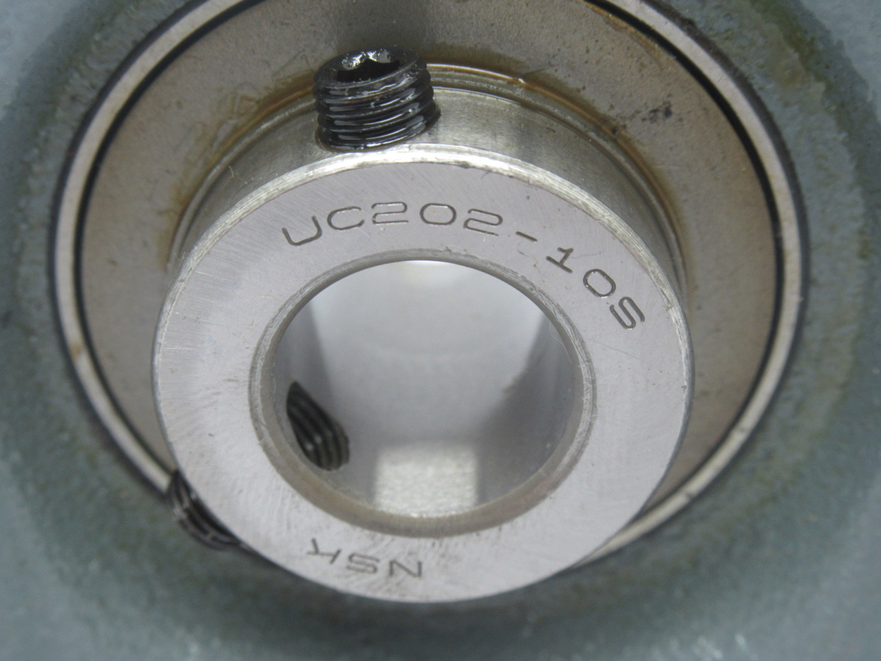 NSK P203J/UC202 Pillow Block w/ Bearing 5/8" Bore NOP