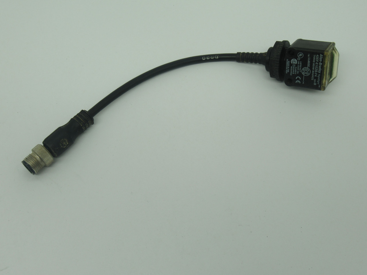 Allen-Bradley 42EF-E1EZB-F4 Photoelectric Sensor Ser. B 18mm 4Pin .5" Cable USED