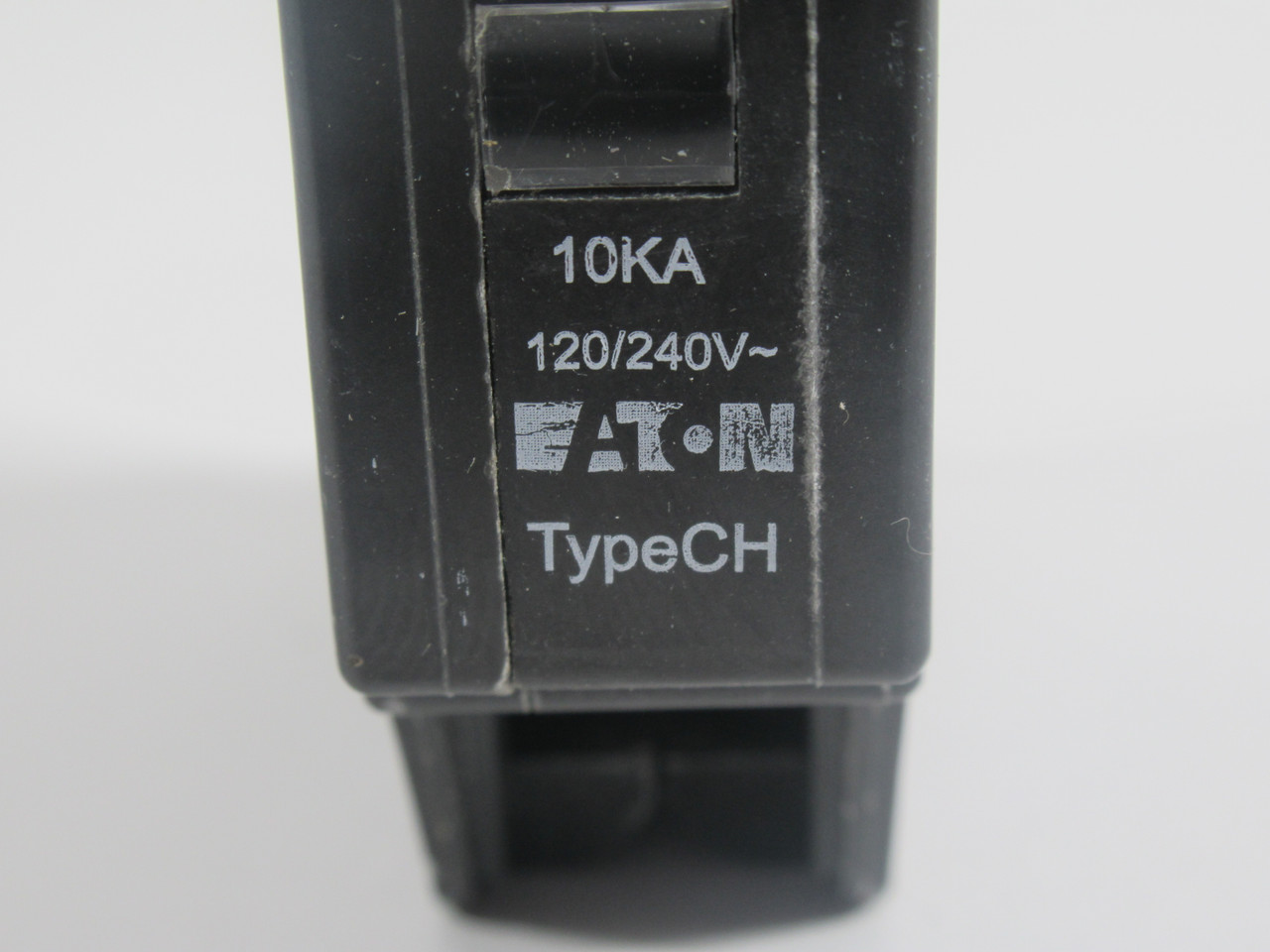 Eaton CHF115 Thermal Magnetic Circuit Breaker 15A 120/240V 1-Pole USED