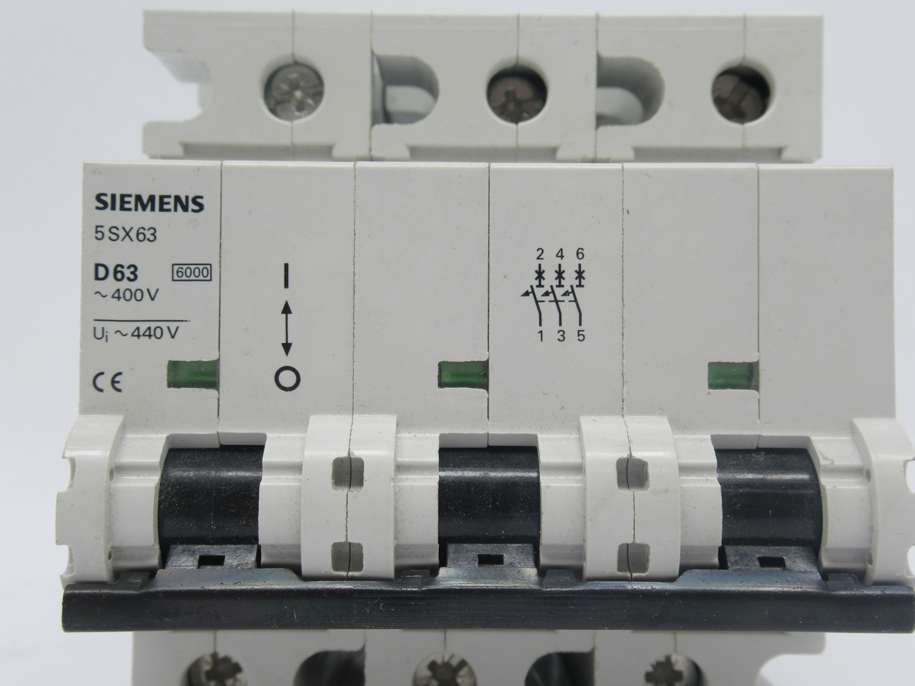 Siemens 5SX6363-8 Circuit Breaker D63 3-Pole 63A 400V 2-Pack NEW