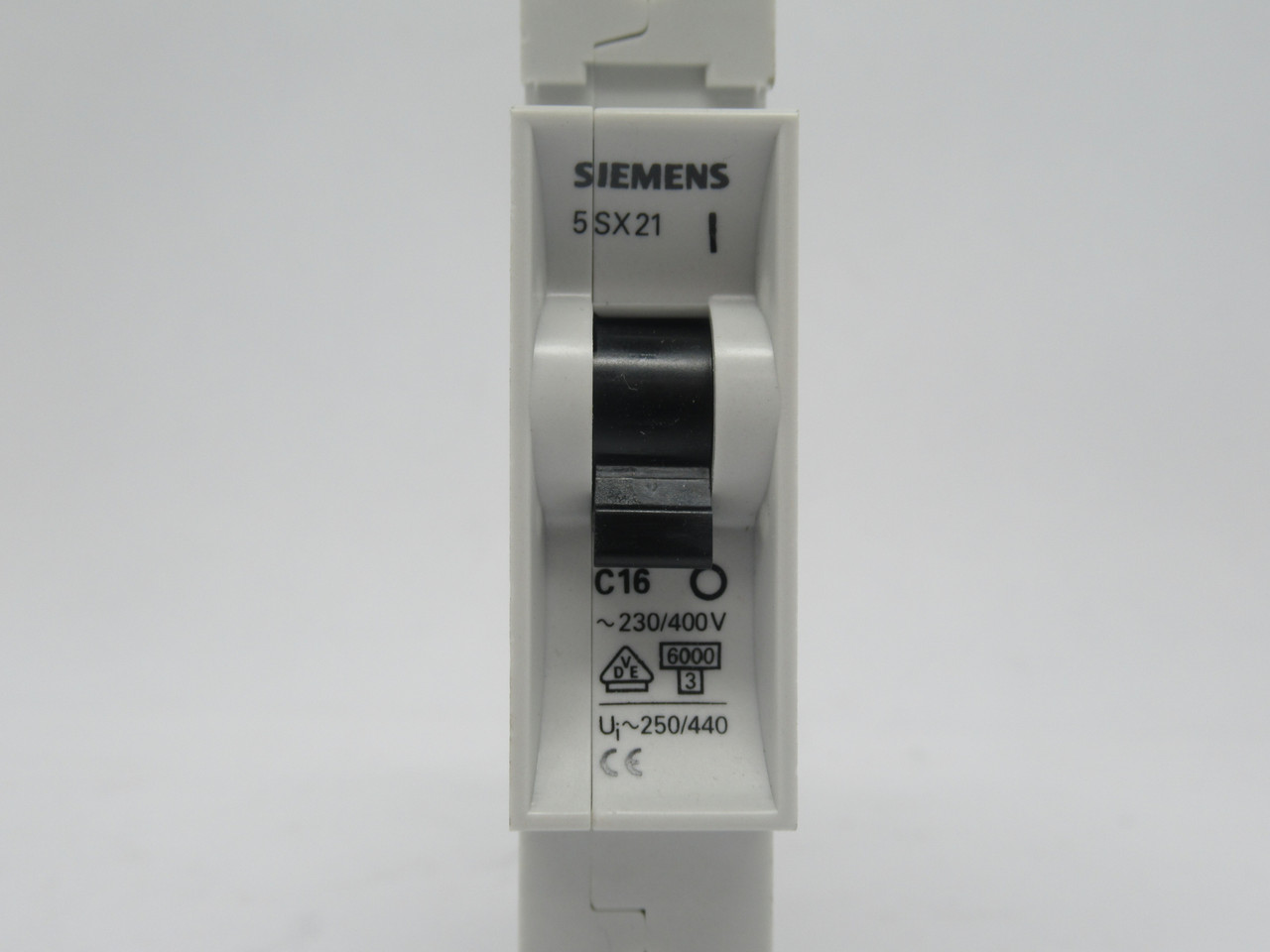 Siemens 5SX2116-7 Circuit Breaker C16 1-Pole 16A 230/400V 12-Pack NEW