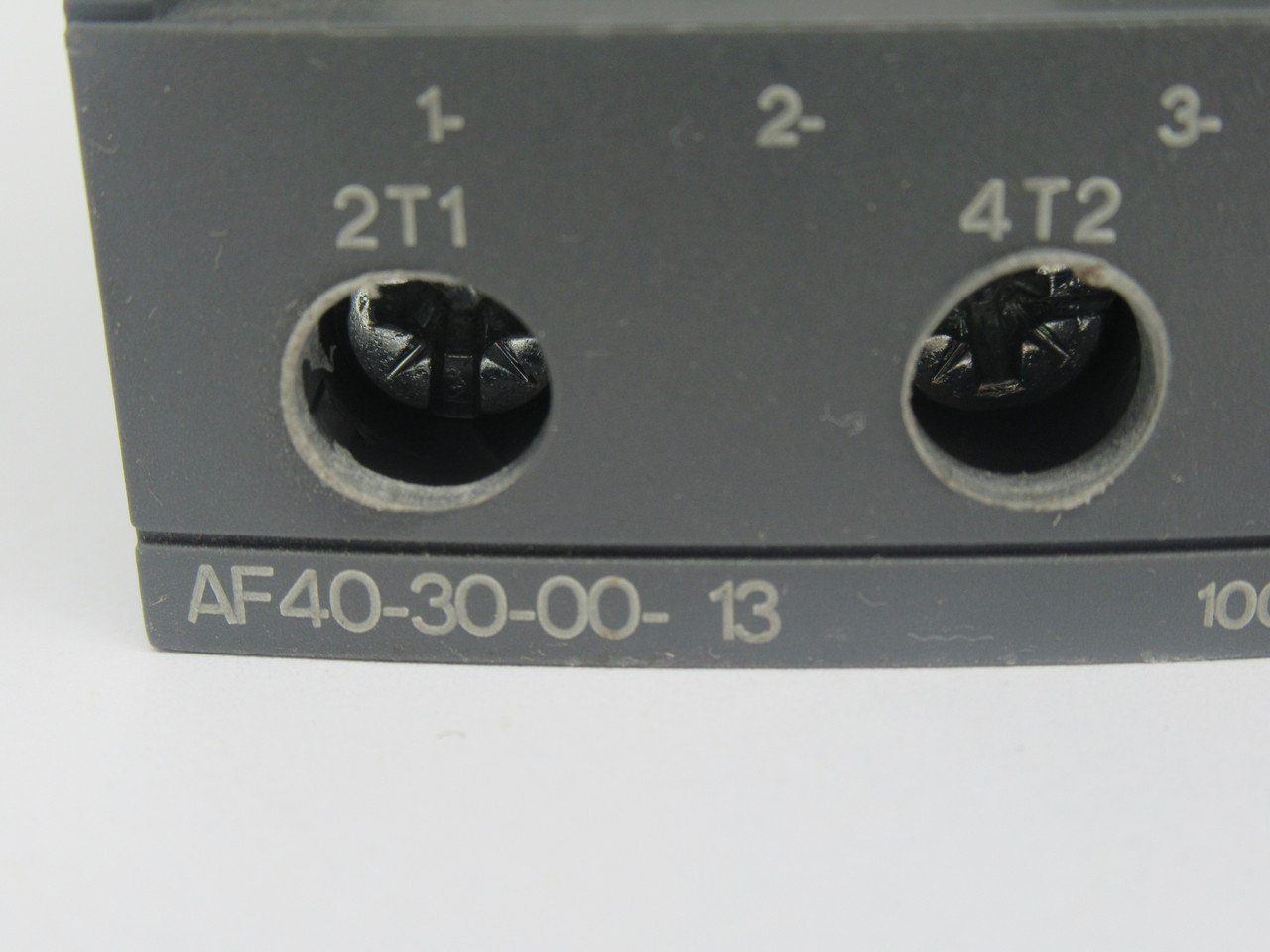 ABB AF40-30-00-13 Contactor 3 Pole 70Amp 18.5KW 100-250VDC 50/60Hz USED