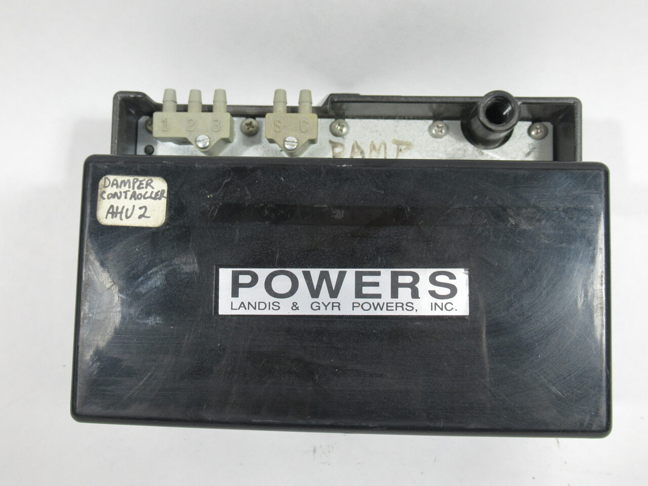 Powers 195-0003 3-Input Receiver Controller w/Gauge 0-100DEG F 3-15 psi USED