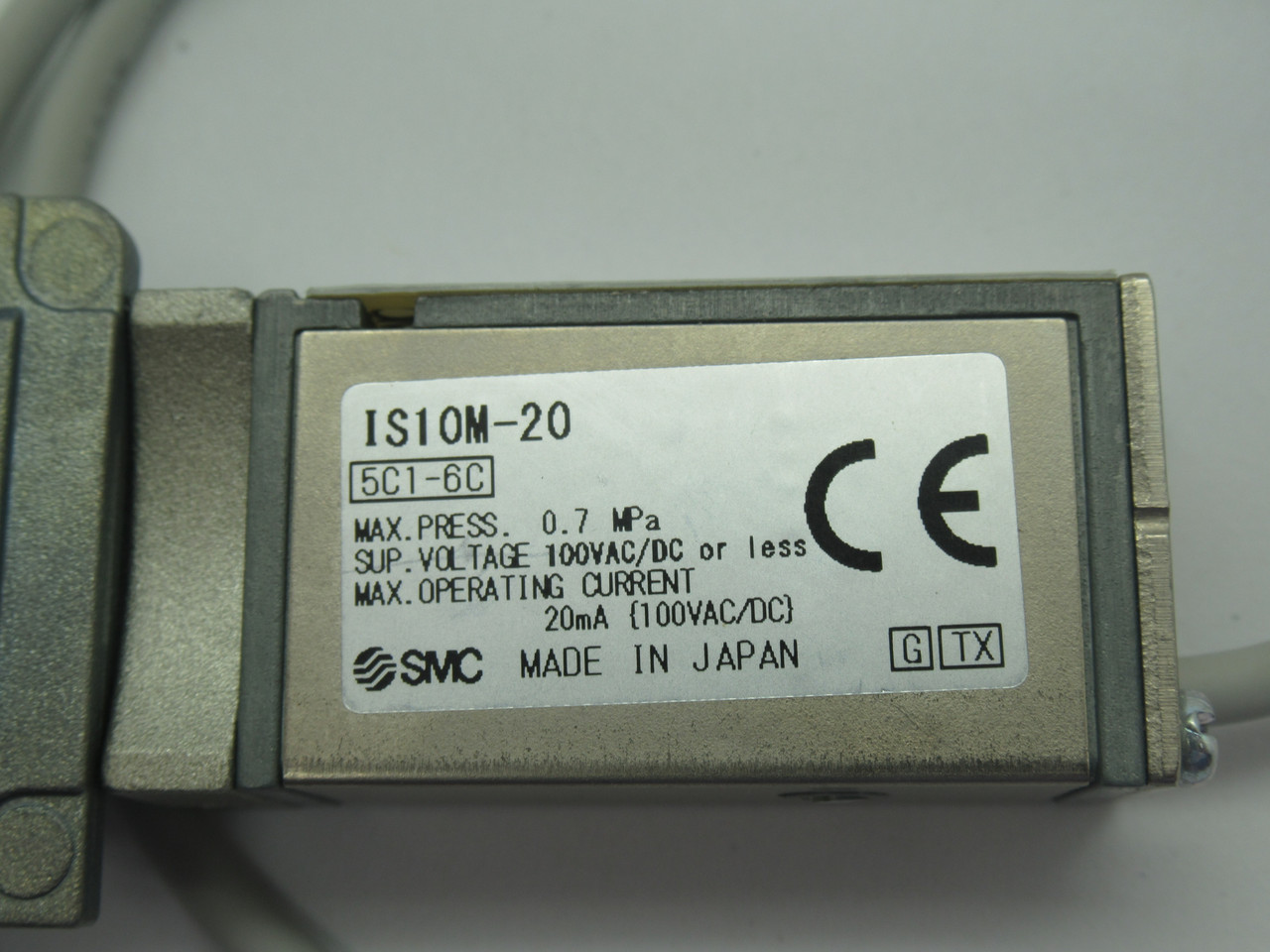 SMC IS10M-20 Pressure Switch 100VAC/DC 20mA 0.7MPa 5C1-6C USED
