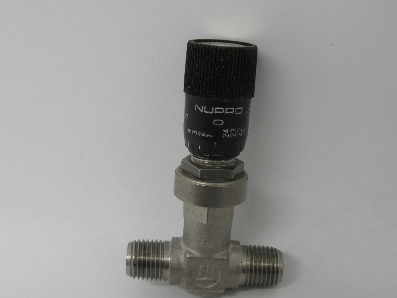 Nupro 26312 Gas Metering Valve Straight Male to Male 1/4" NPT USED