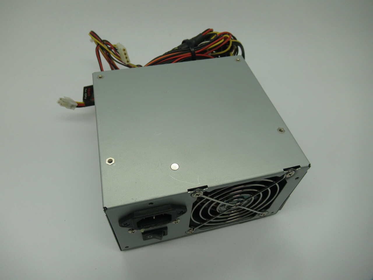 Enermax EG365P-VD Computer Power Supply 115/230VAC 350 Watt 50/60Hz 10A/6A USED