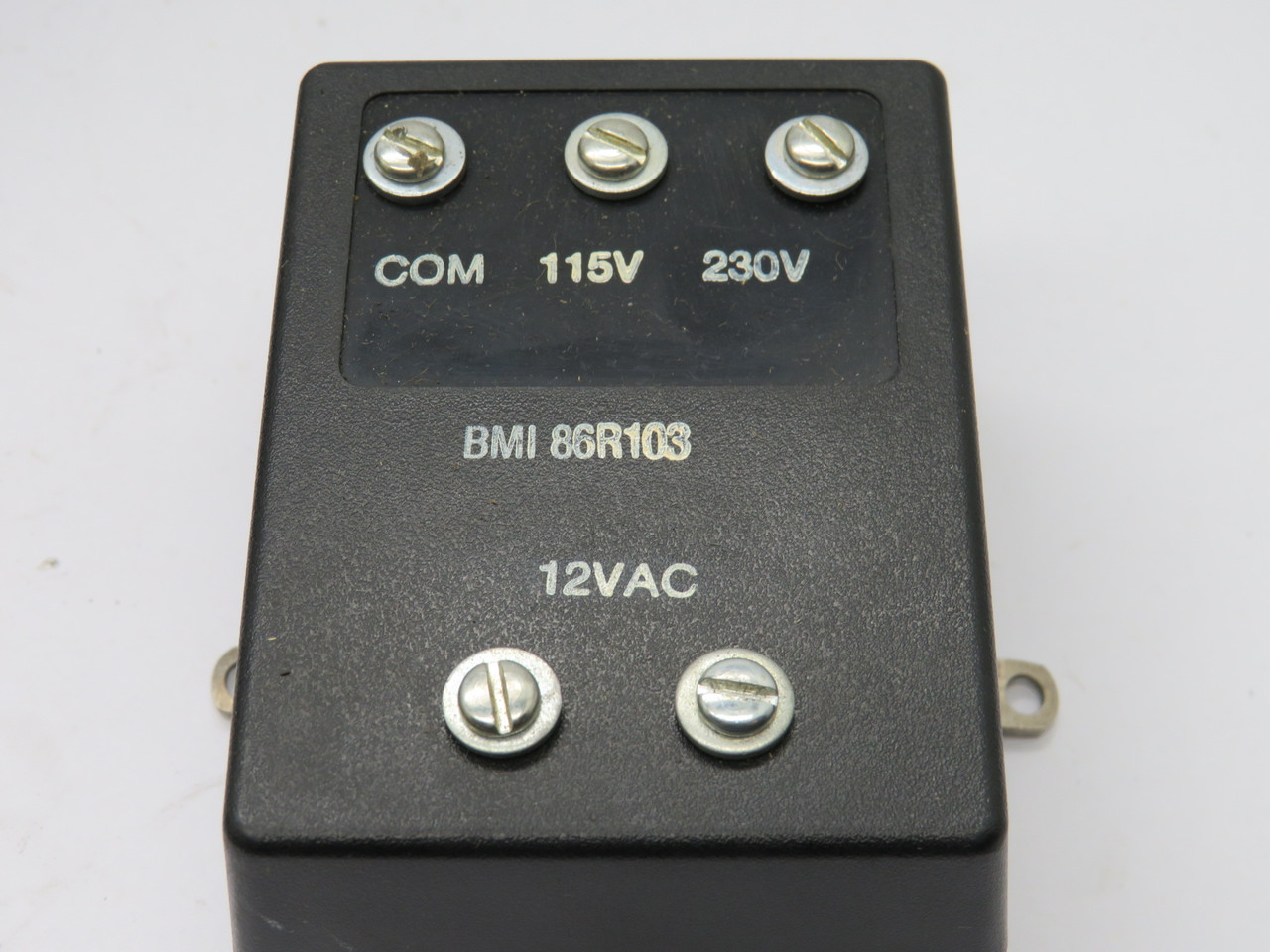 Omega OS61-J Fixed Infrared Temperature Sensor 0-1000F 12VAC 50/60Hz 25mA NEW