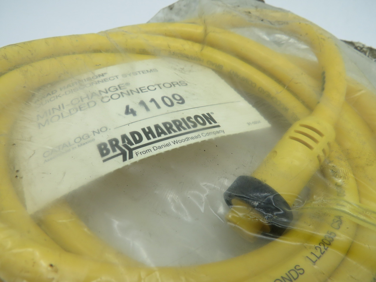 Brad Harrison 41109 Mini-Change Molded Connector 8A 600V NWB