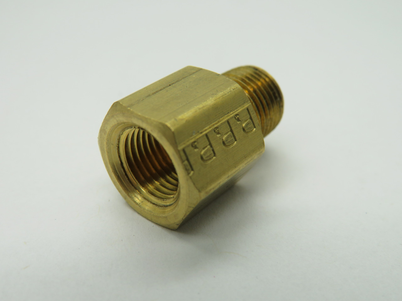 Parker 222P-2-2 Brass Pipe Adapter 1/8" Male NPT x 1/8" Female NPT Lot of 9 NOP