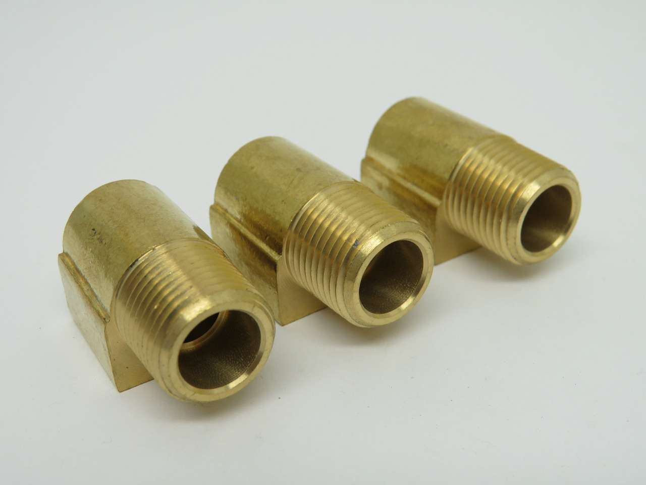Generic Brass 90 Degree Elbow 3/8" Male NPT x 3/8" Female NPT Lot of 3 NOP
