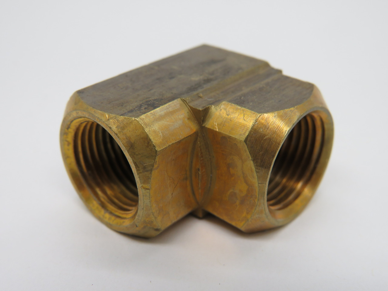 Generic Brass 90 Degree Elbow Fitting 3/8" x 3/8" Female NPT Lot of 3 USED