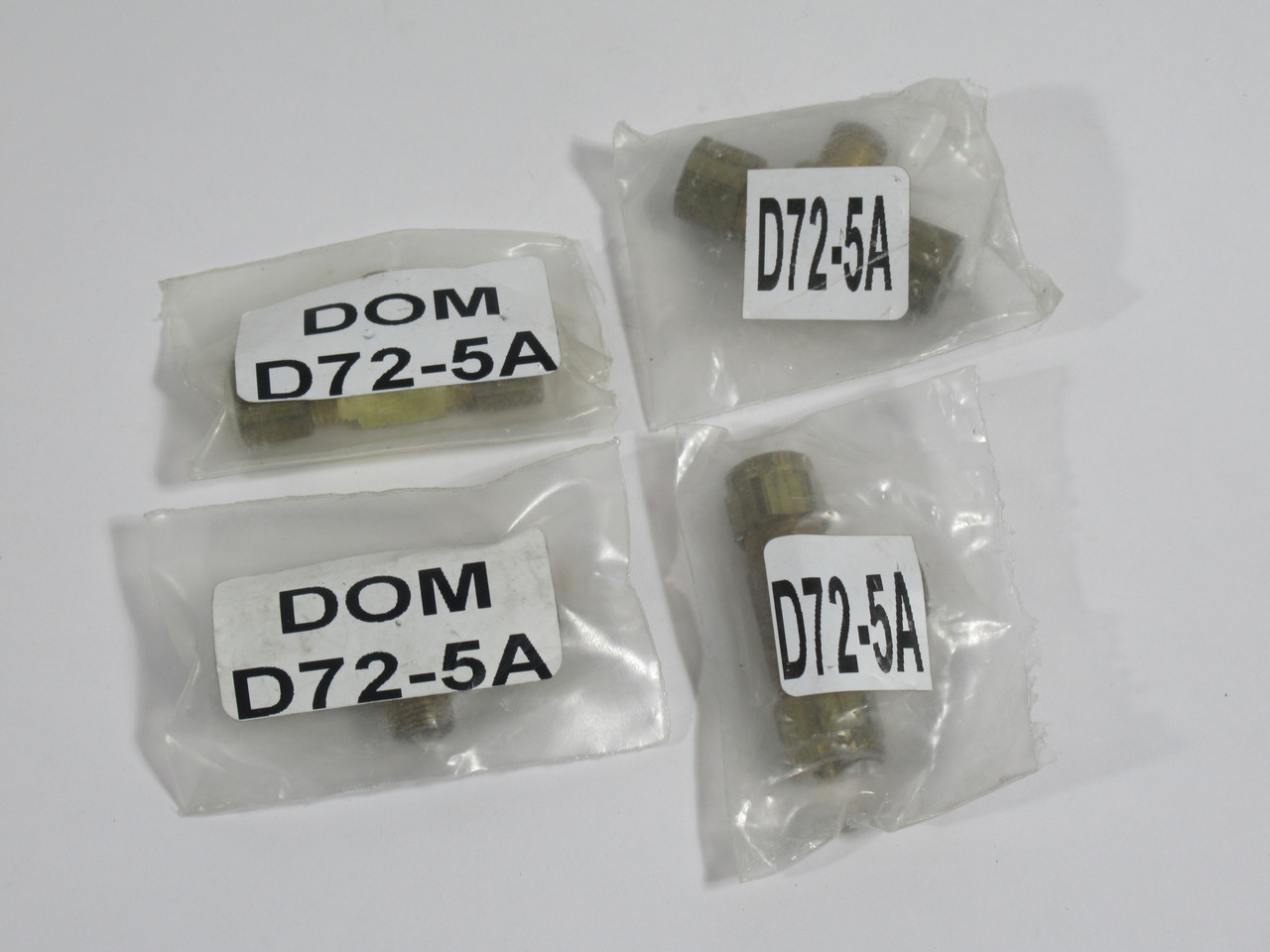 Dominion D72-5A Brass Compression Branch Tee 5/16" Tube x 1/8" MNPT Lot of 4 NWB