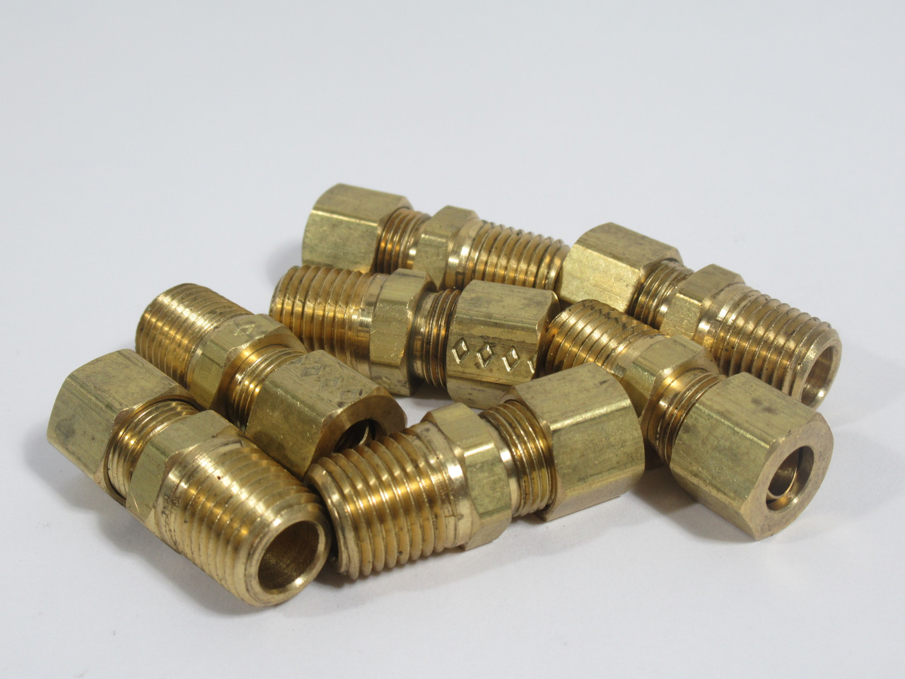 Generic Brass Compression Connector 5/16" Tube x 1/4" Male NPT Lot of 7 NOP