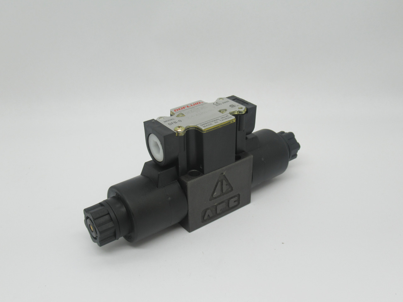 Dofluid DFB-02-3C4-A120V-35-16L Directional Control Valve 120VAC 50/60Hz NOP