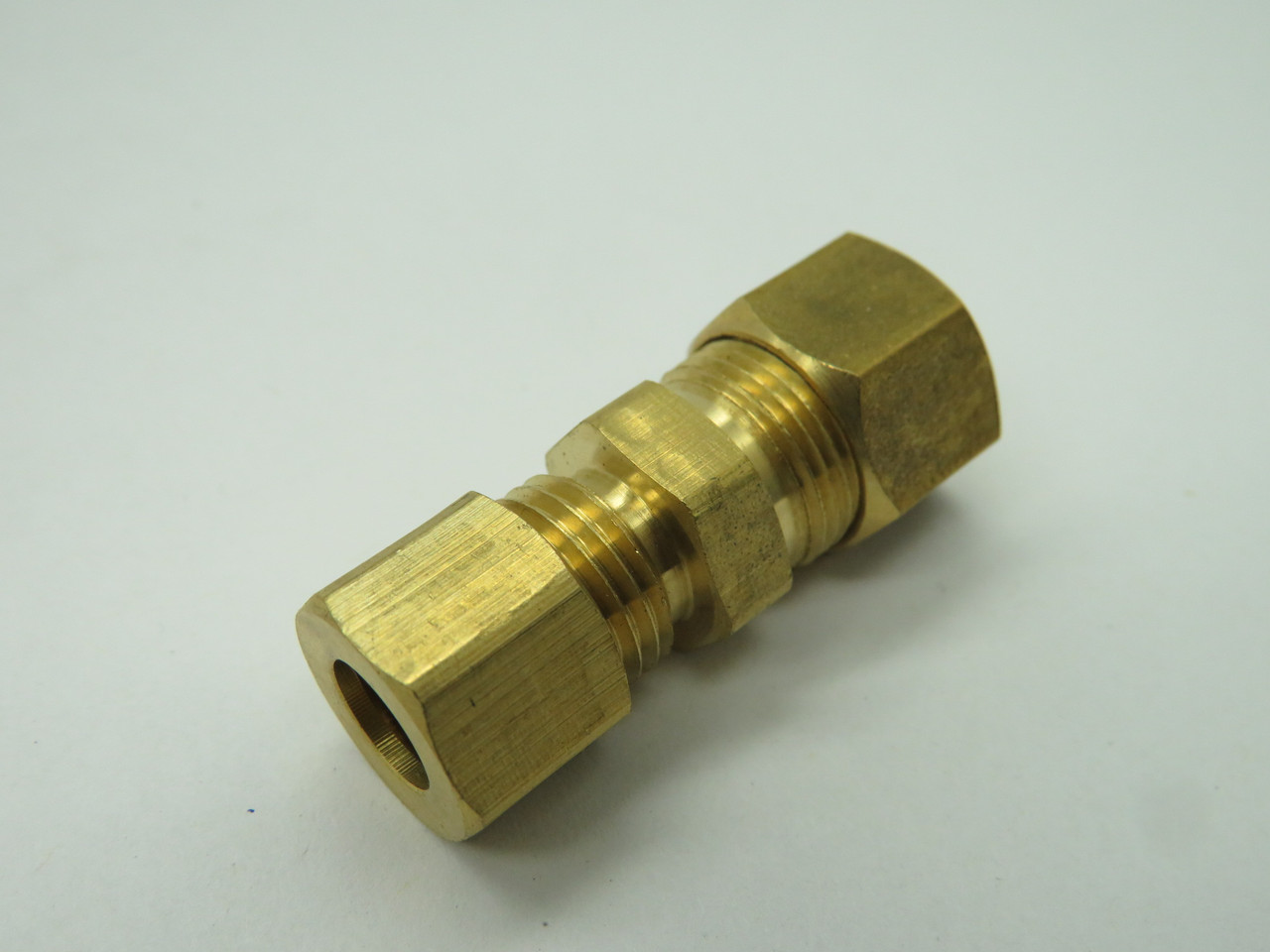Paulin D62-6-5 Brass Compression Reducing Connector 3/8" x 5/16" Tube Lot/10 NOP