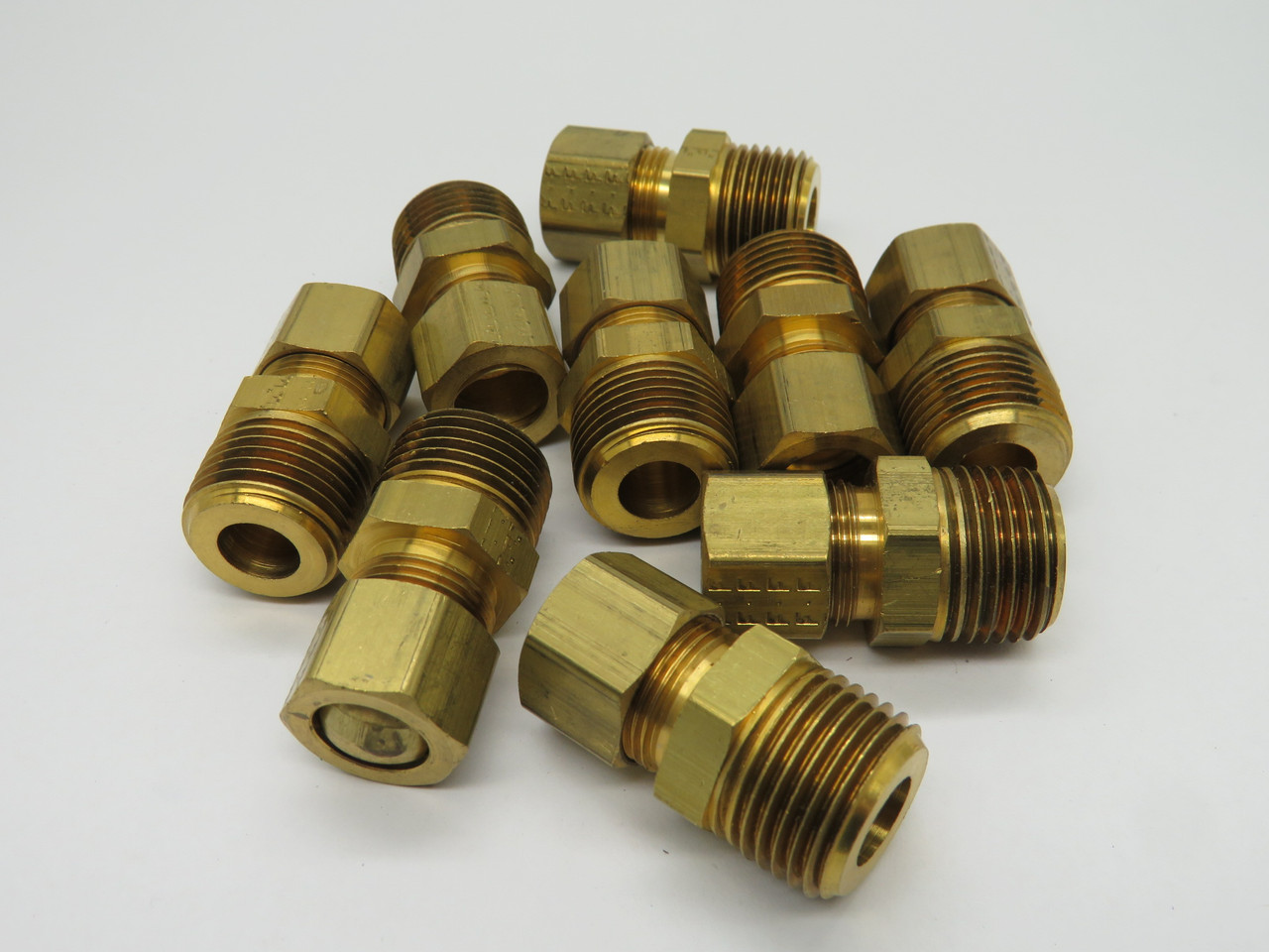 Fairview 68-8D Brass Compression Connector 1/2" Tube x 1/2" MNPT Lot of 9 USED