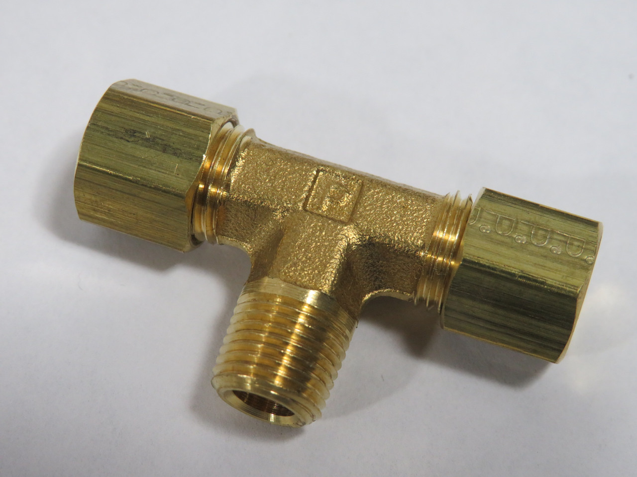 Parker 172C-4-2 Brass Compression Branch Tee 1/4" Tube x 1/8" MNPT Lot of 2 NOP