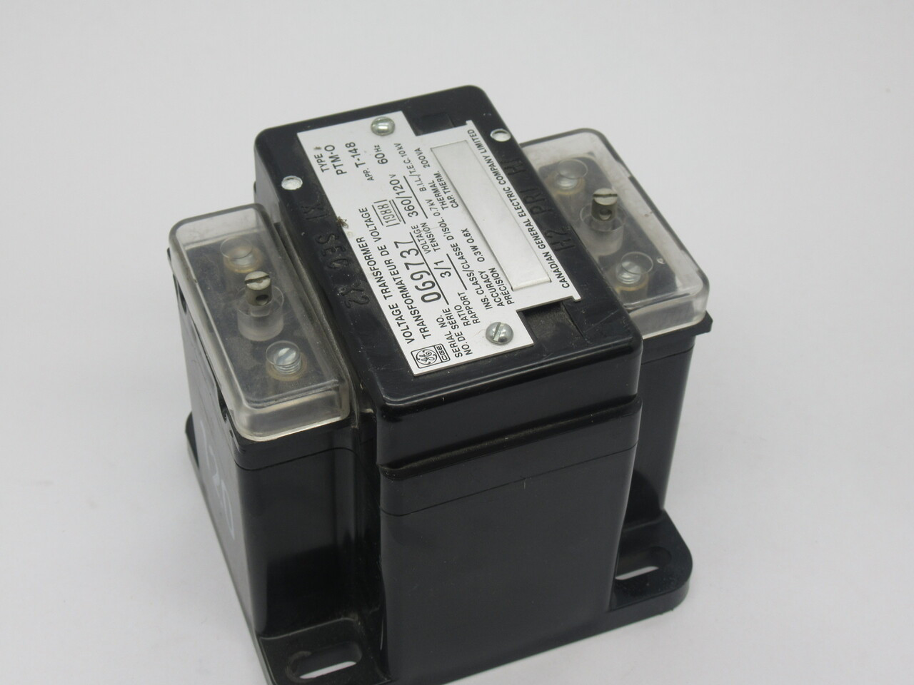 General Electric PTM-O Voltage Transformer 200VA 360-120V 60Hz 0.7kV 3:1 USED