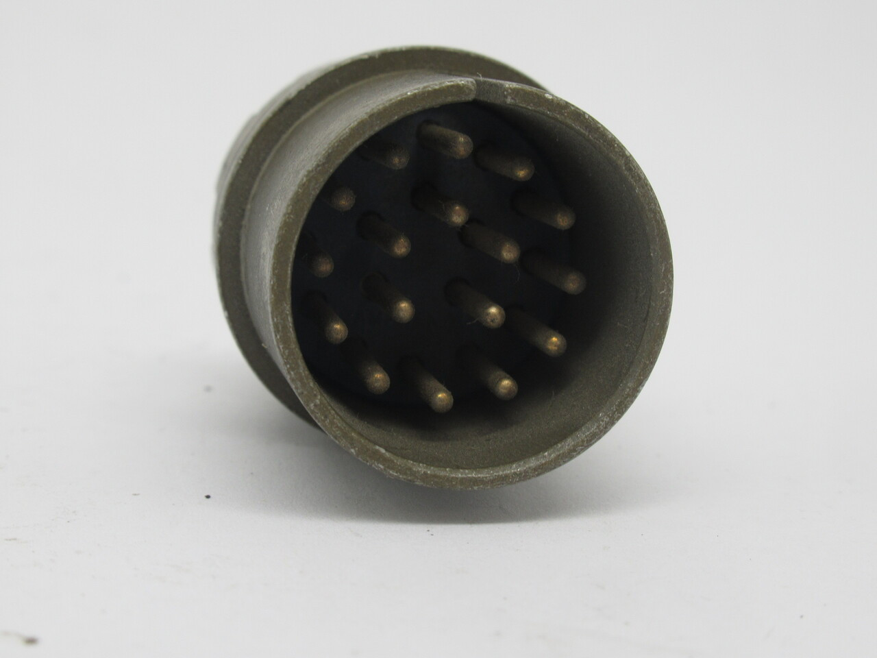 Amphenol 97-3101A-20-29P 17-Pin Circular Connector MISSING WASHER USED