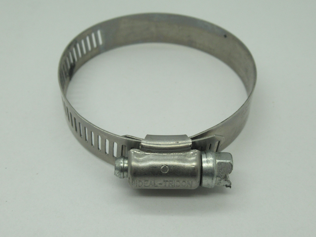 Ideal-Tridon 67004-0032 Stainless Steel Hose Clamp Size 32 USED