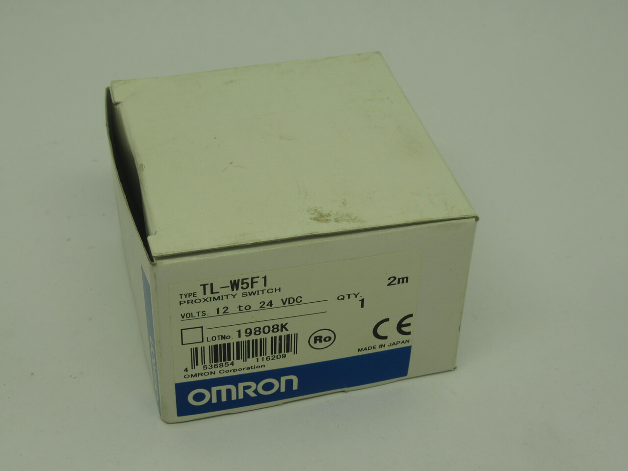 Omron TL-W5F1 Proximity Sensor 12-24VDC 2m Cable 200mA 300Hz 5mm NEW