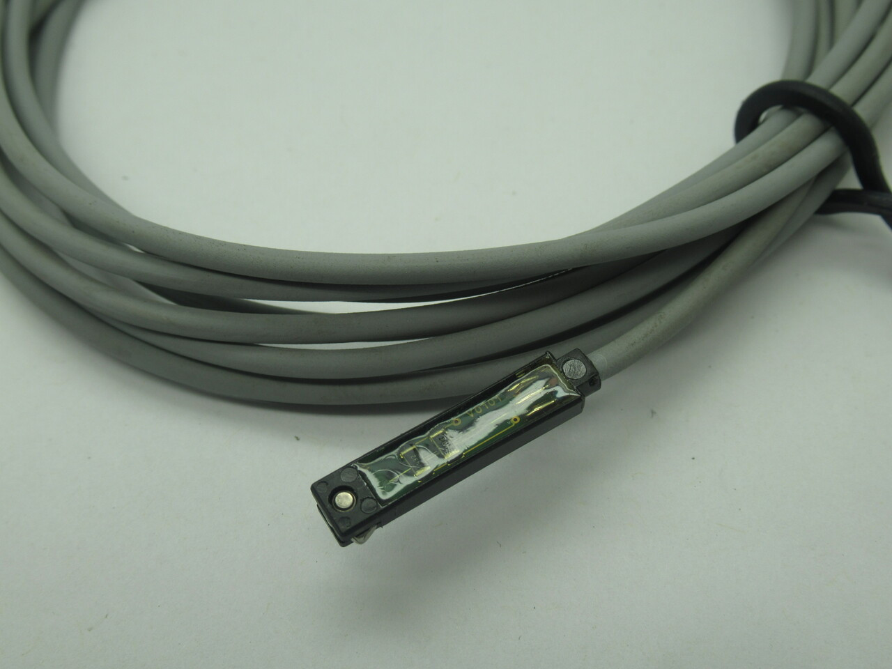 Festo 175404 SME-8-K5-LED-24 T-Slot Proximity Switch 12-30VAC/DC *3m Cut* USED