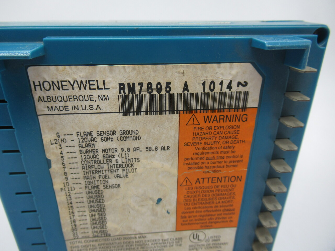 Honeywell RM7895A1014 Burner Control Microprocessor C/W Flame Amplifier USED