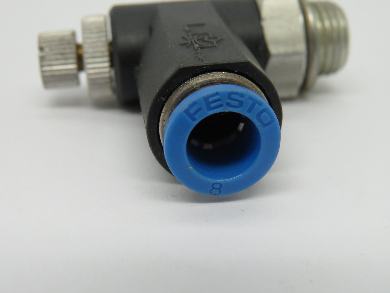 Festo 162968 GRLA-1/4-QS-8-B One-Way Flow Control Valve G1/4" x 8mm Tubing USED