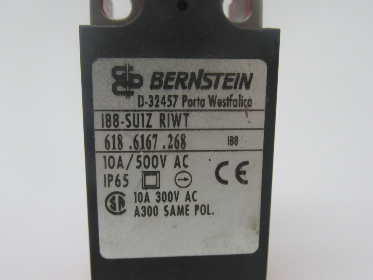 Bernstein 618.6167.268 I88-SU1Z RIWT Limit Switch Roller Lever 10A 500VAC USED