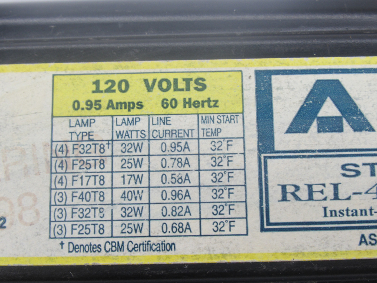 Advance Transformer REL-4P32-RH-TP Instant Start Ballast 120V 0.95A 60Hz USED