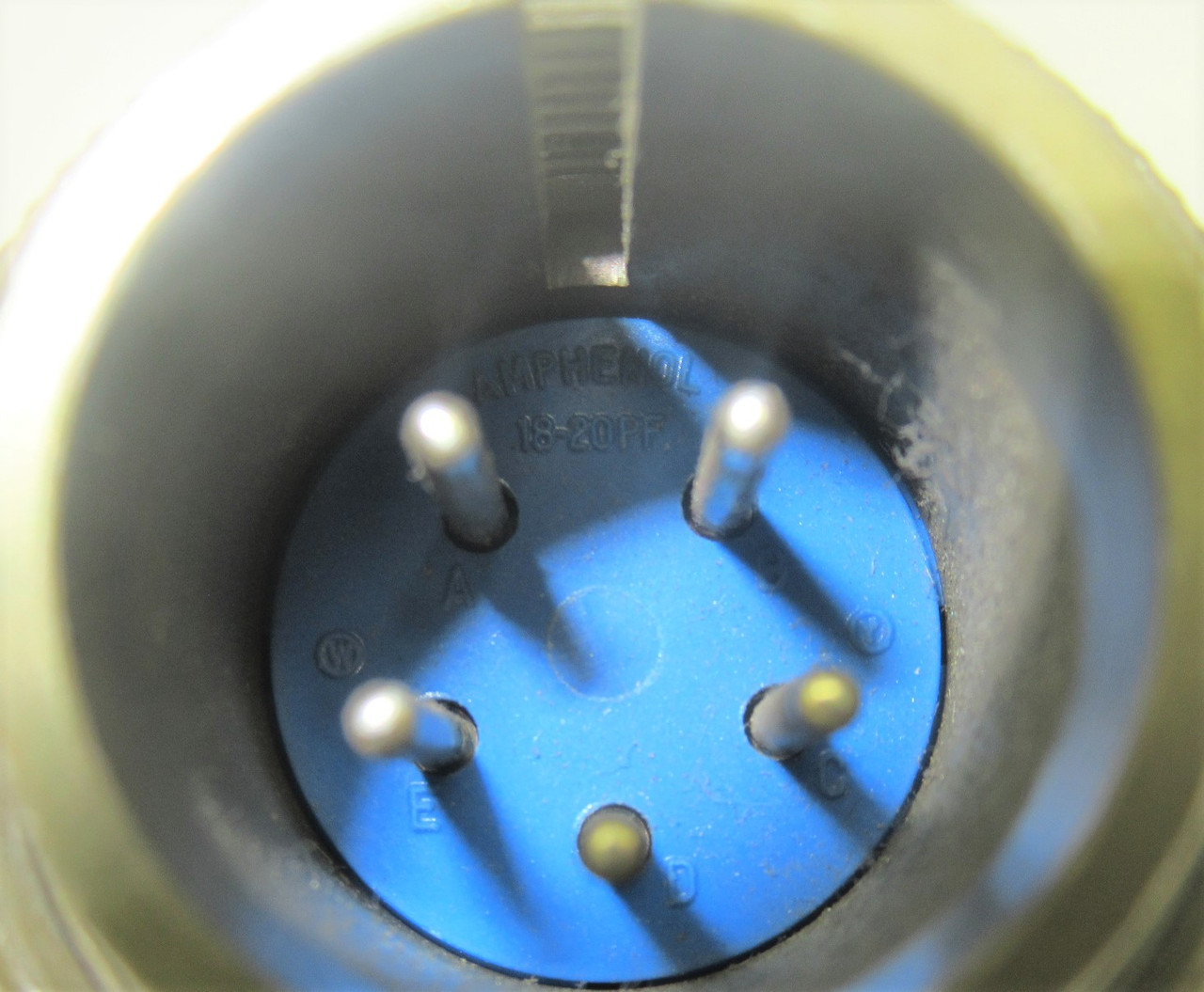Amphenol 97-3108B-18-20P Circular Connector Plug 5@Size 16P Shell Size 18 USED