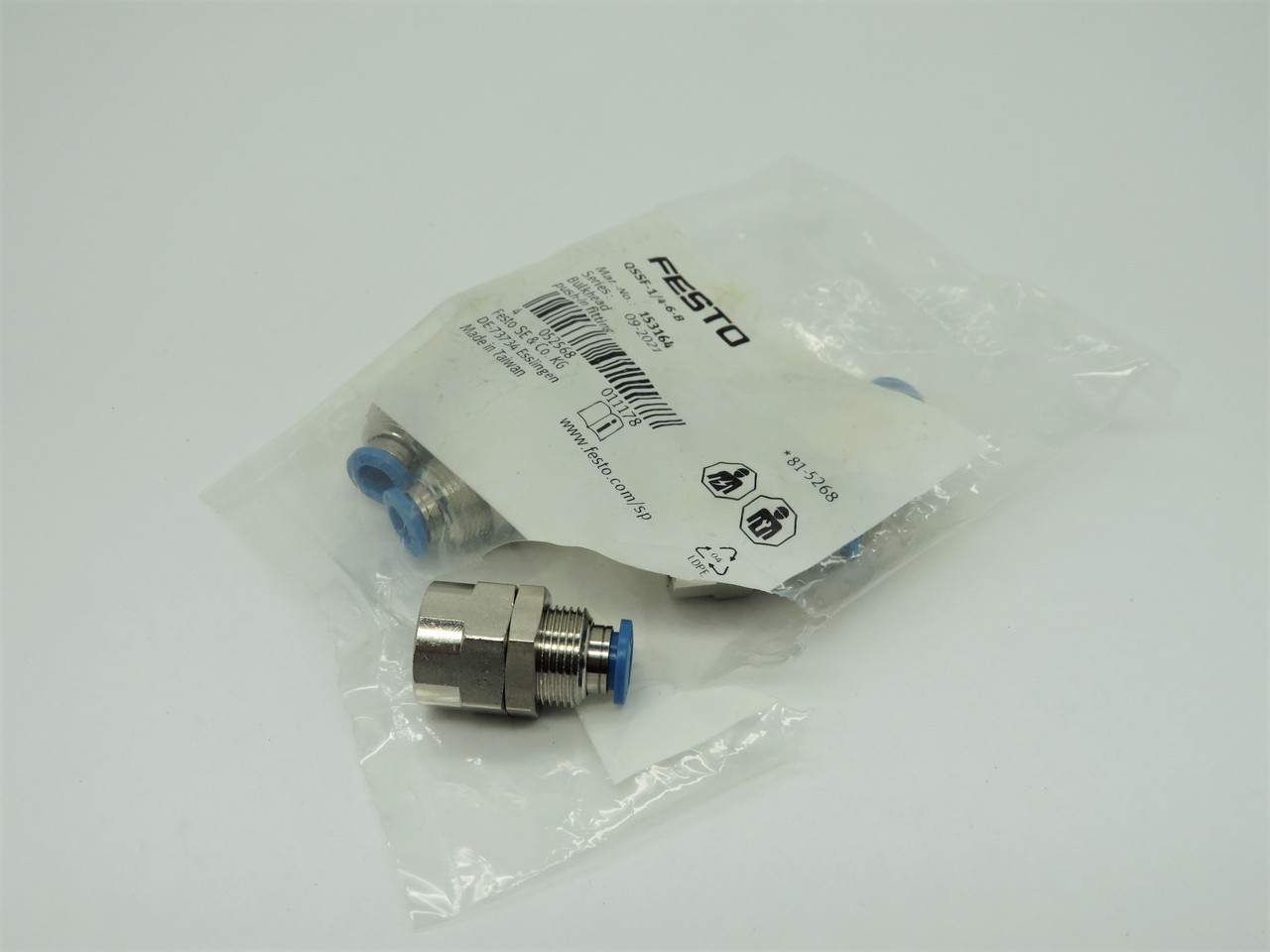 Festo 153164 QSSF-1/4-6-B Bulkhead Push-In Fitting G1/4" x 6mm Tube Lot of 7 NWB