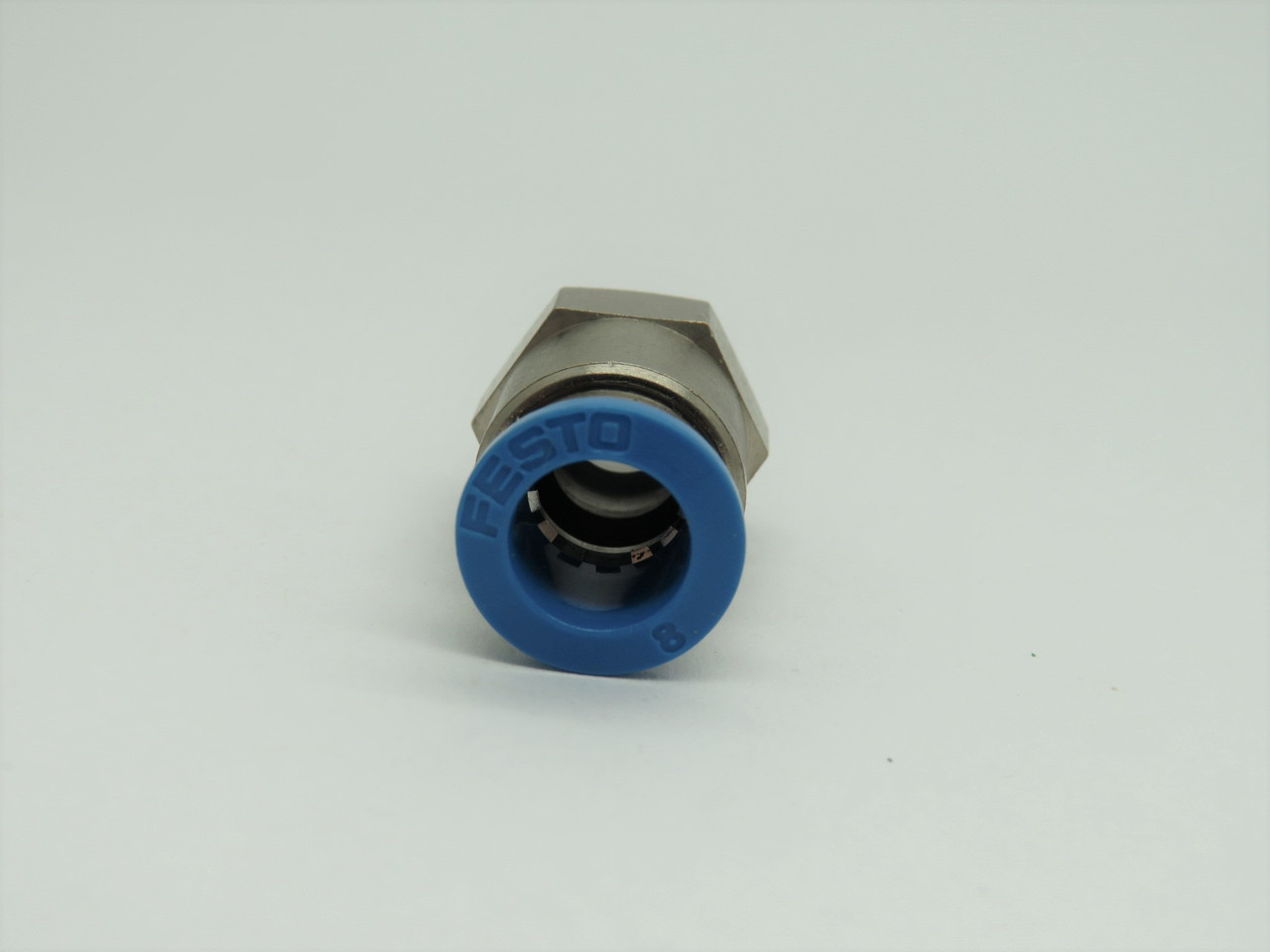 Festo 153004 QS-1/8-8 Push-In Fitting R1/8" Thread x 8mm Tubing OD Lot of 10 NOP